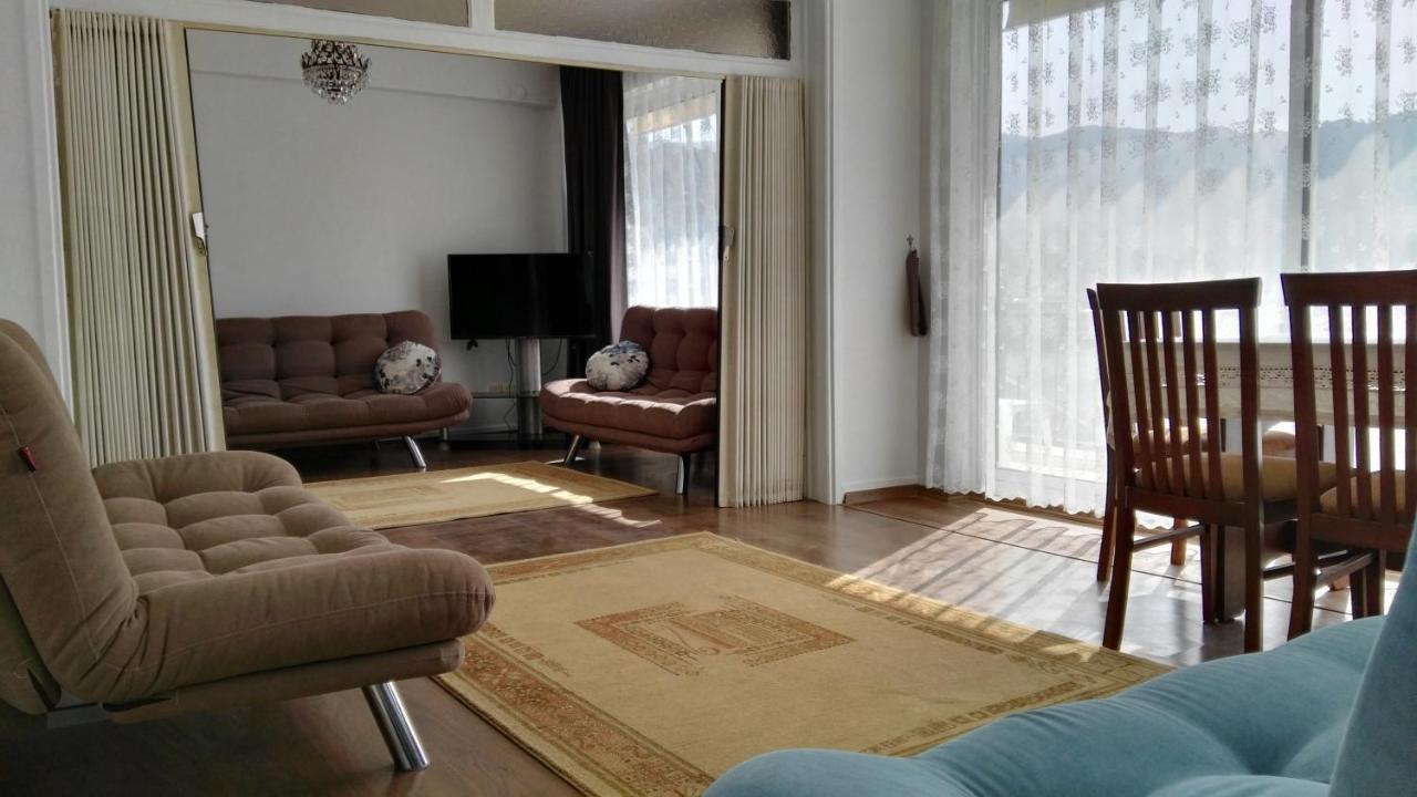 Uysal And Loft Seaside Apartament *